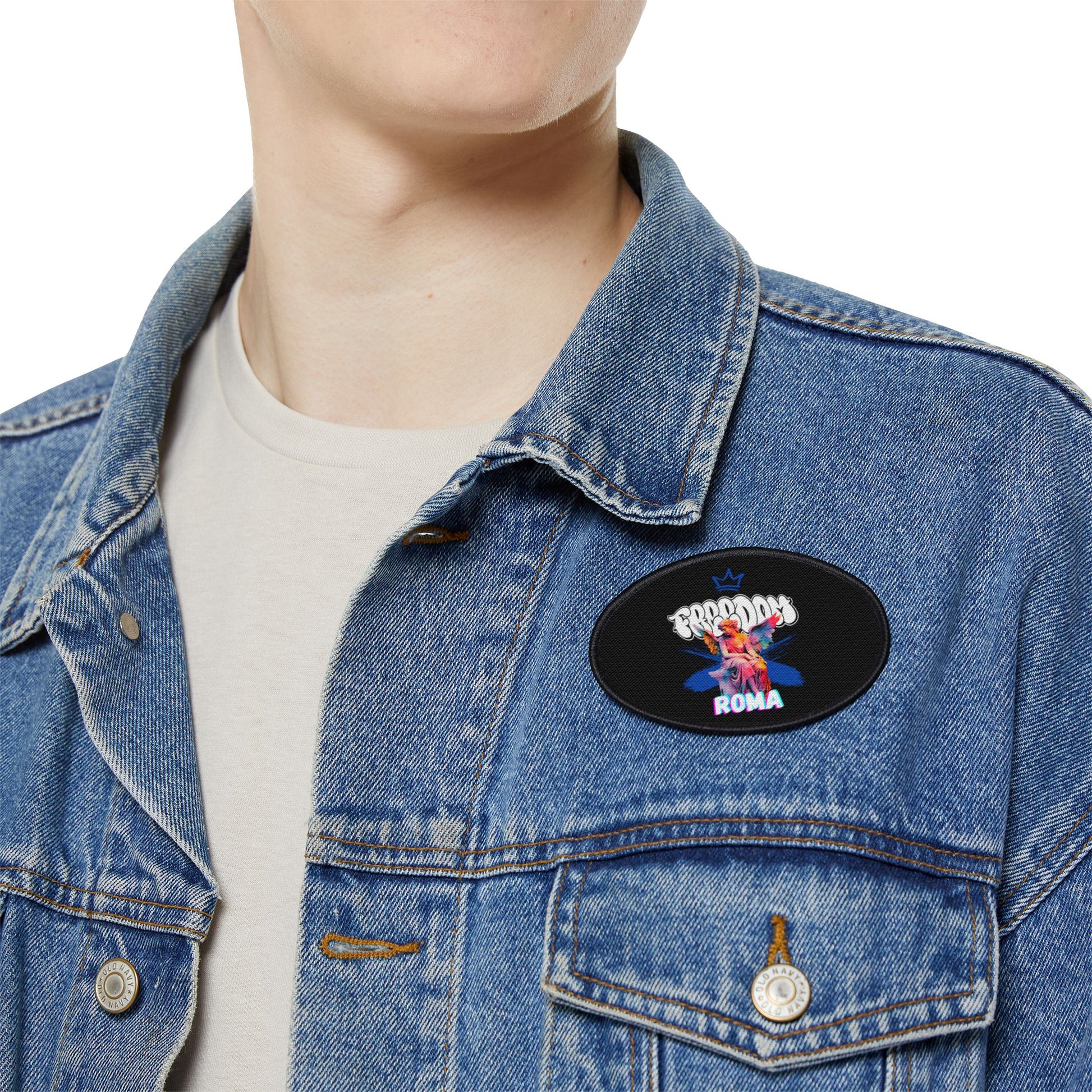 Stylish patch showcasing an angel in the center, flanked by “FREEDOM” above and “ROMA” below.

