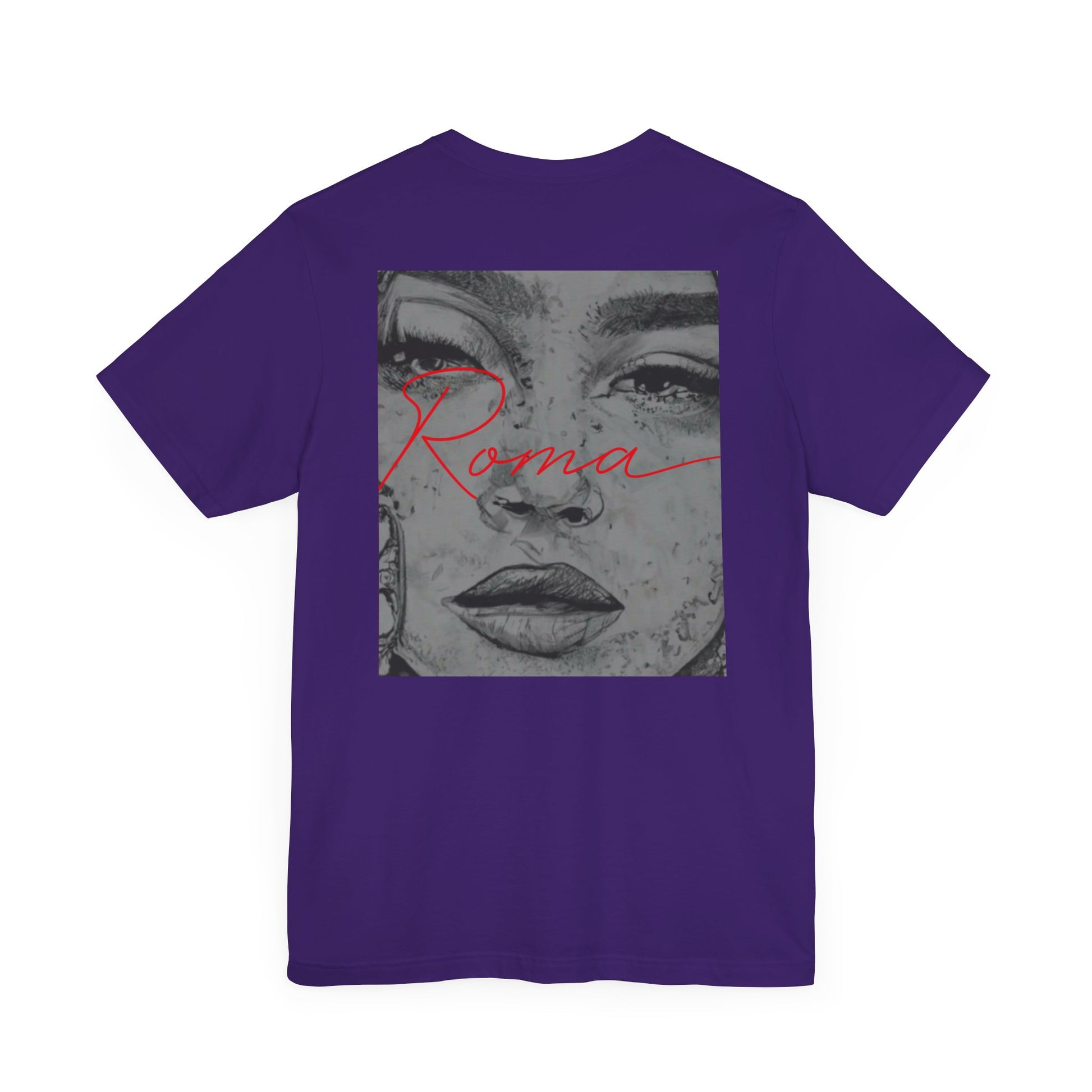 Casual tee with a powerful Roma statue graphic dominating the front, layered with an eye-catching ‘ATTENTION’ text and a subtle ‘Roma’ caption below.