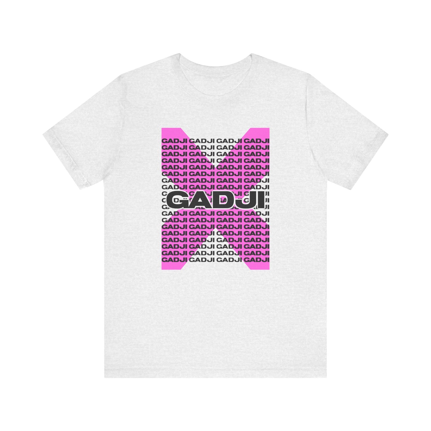 Short sleeve crewneck featuring a handwritten GADJI design with artistic brush strokes.