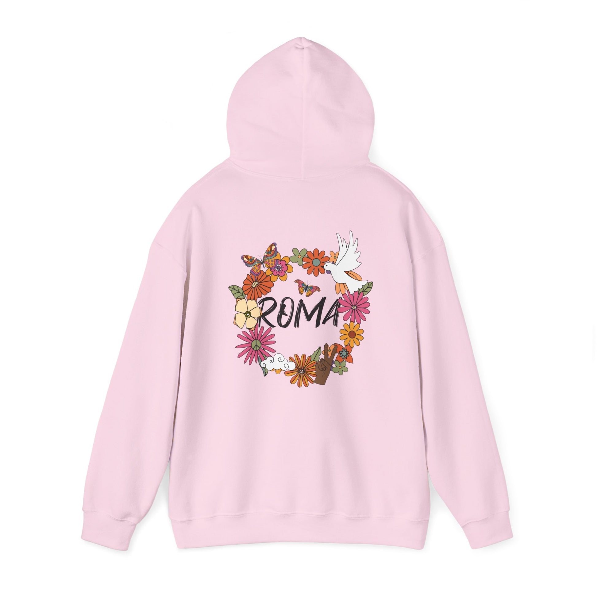 Relaxed hoodie design with a large letter ‘R’ and small, clean ‘SZUKAR ROMA’ text aligned below.